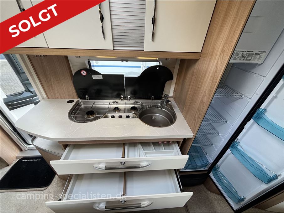 Hobby De Luxe 545 KMF